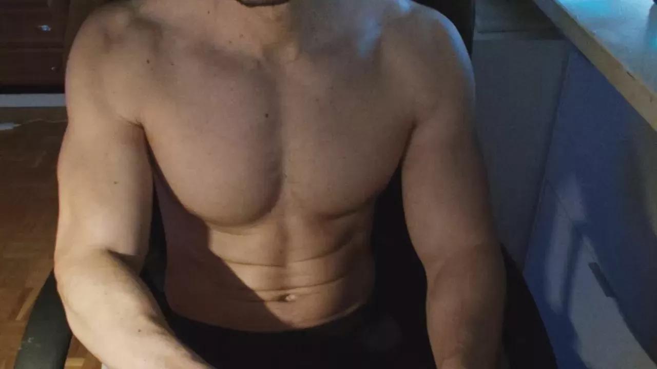 ChocolateZeroX on Cam4 