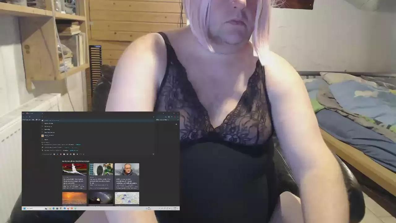 chrissy80 on Cam4 