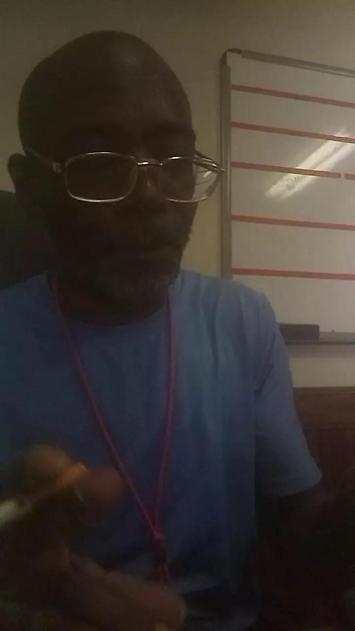 ComeHandleme on Cam4 