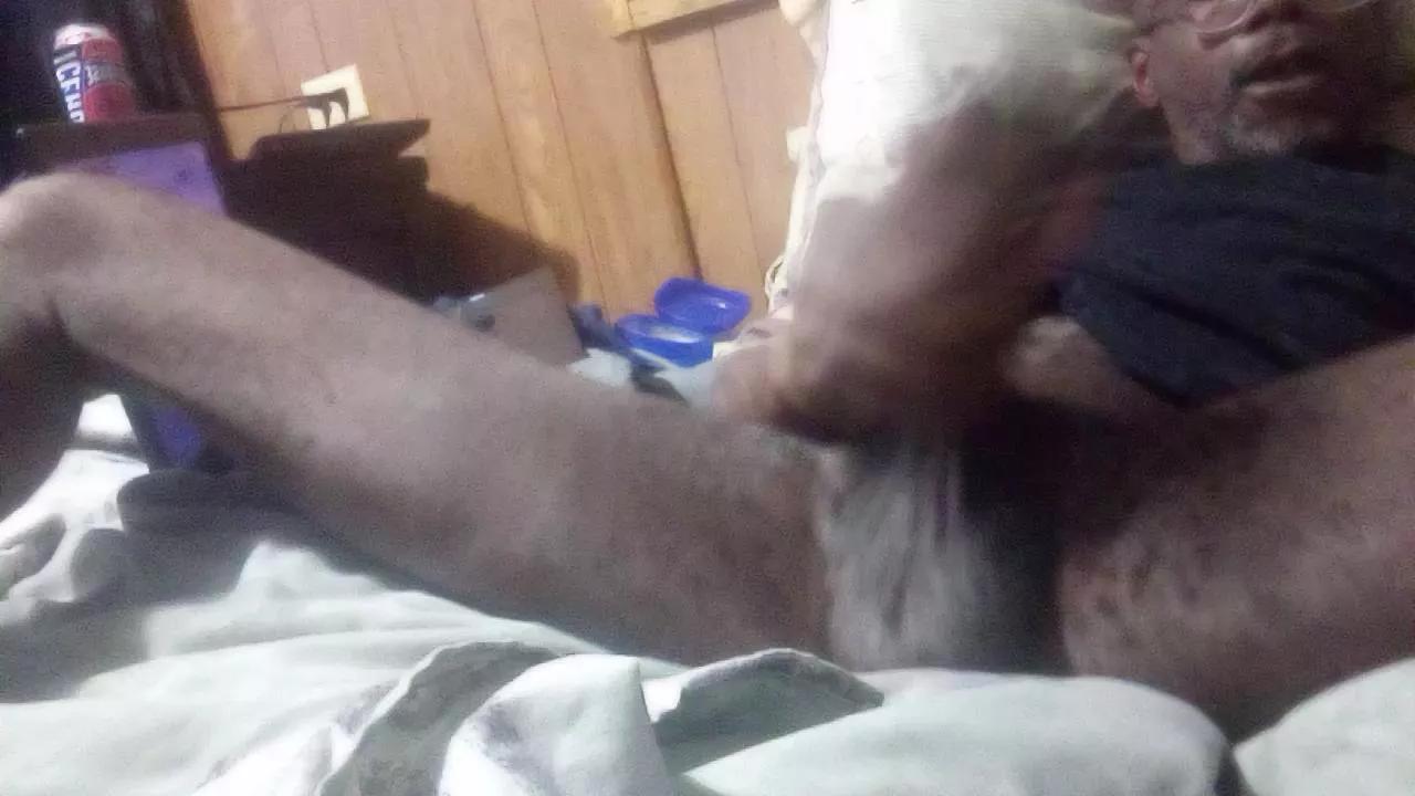 ComeHandleme on Cam4 