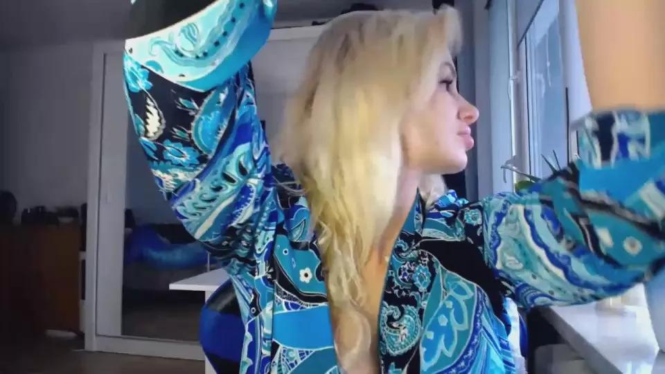 CorneliaBeauty on Cam4 