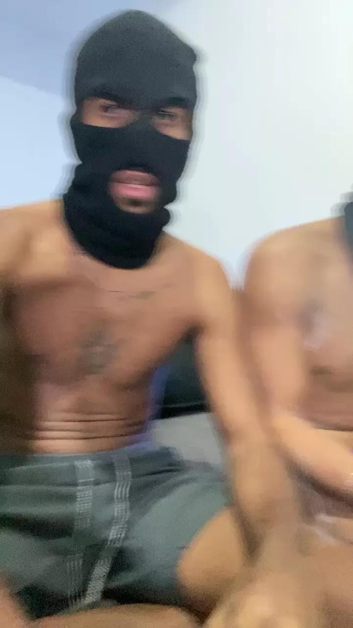 CriasNinjas on Cam4