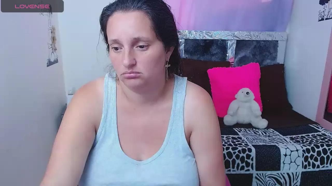 cristaljonnes_ on Cam4 