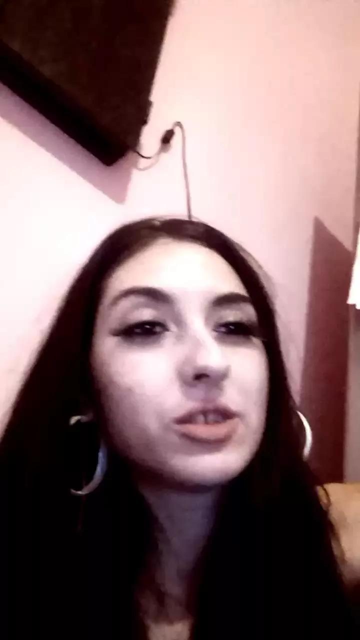 Cristiana7 on Cam4 