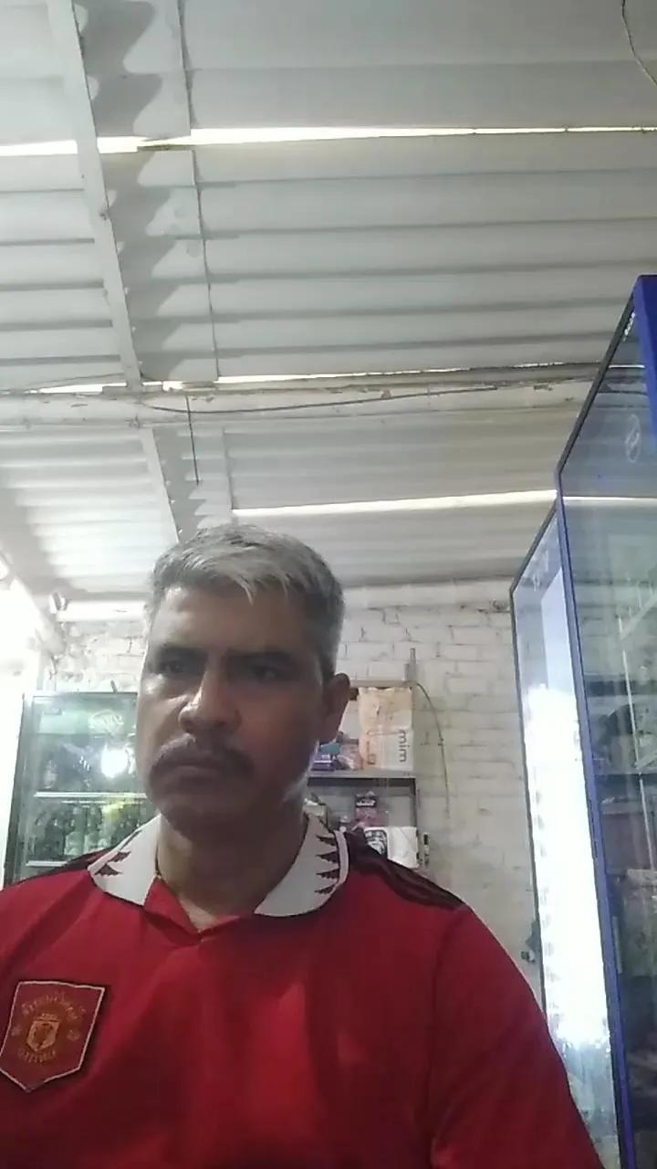 Offline cronos420 on Cam4