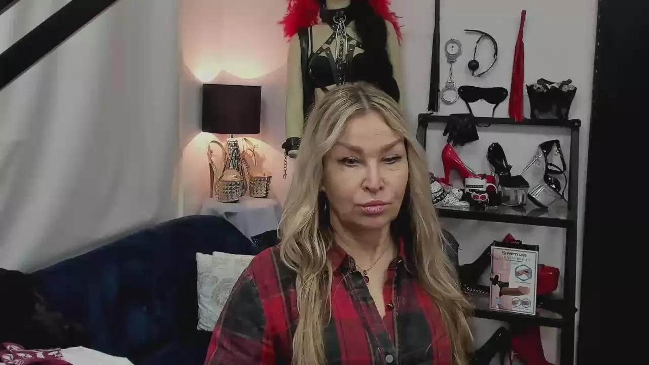 crystal__xxx on Cam4 