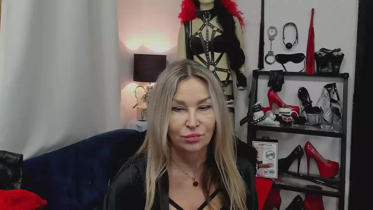 crystal__xxx on Cam4 