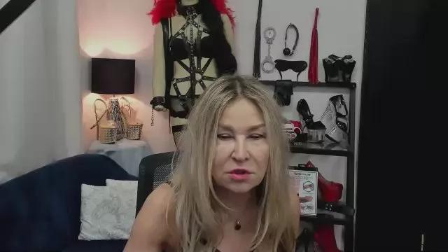crystal__xxx on Cam4 