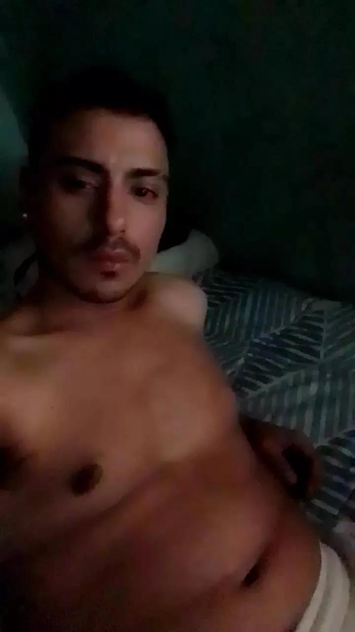 cuate54 on Cam4 
