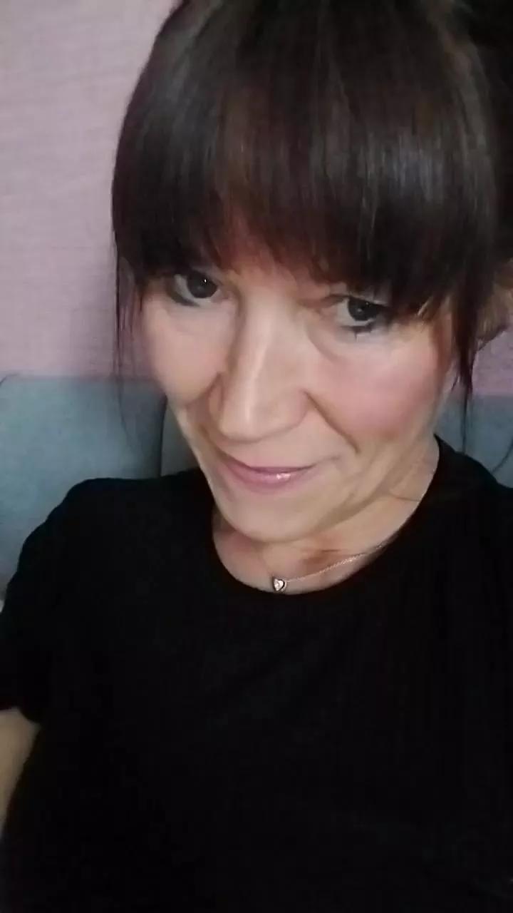 Cumonme17 on Cam4 
