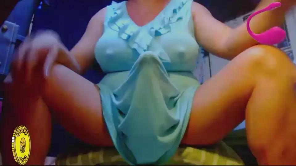 CumSELFSUCKER on Cam4 