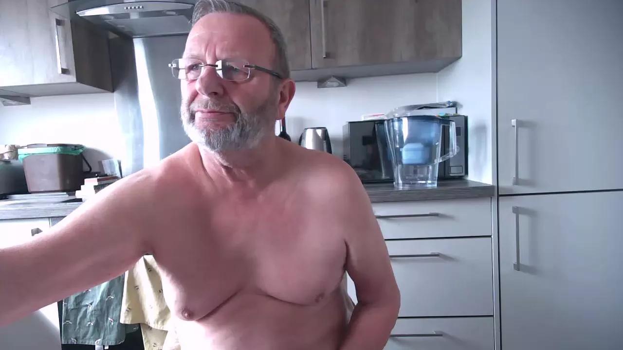 curvycock67 on Cam4 