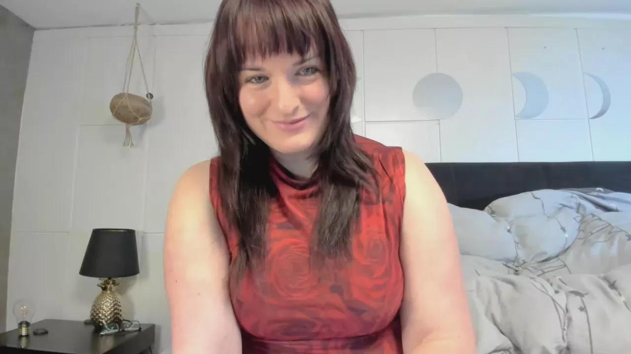 curvynova on Cam4 