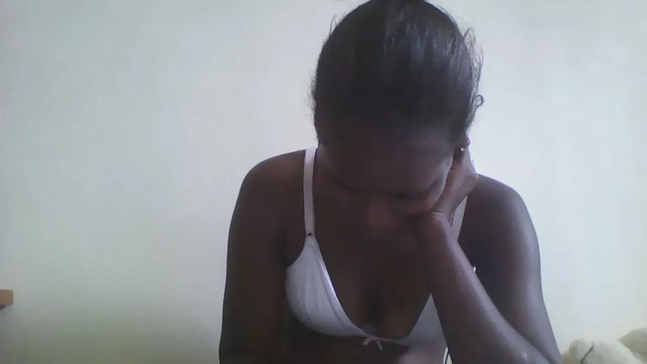 Cutelyne on Cam4 