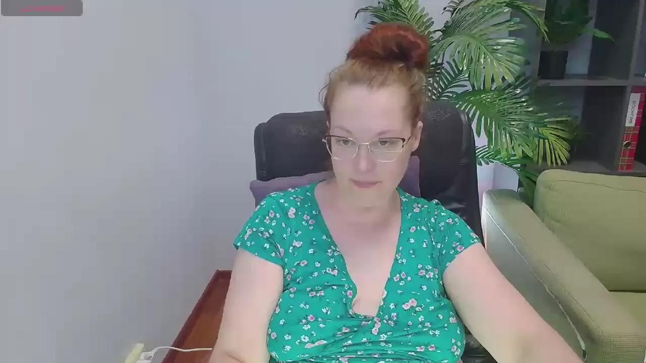 CutieGinger from Cam4