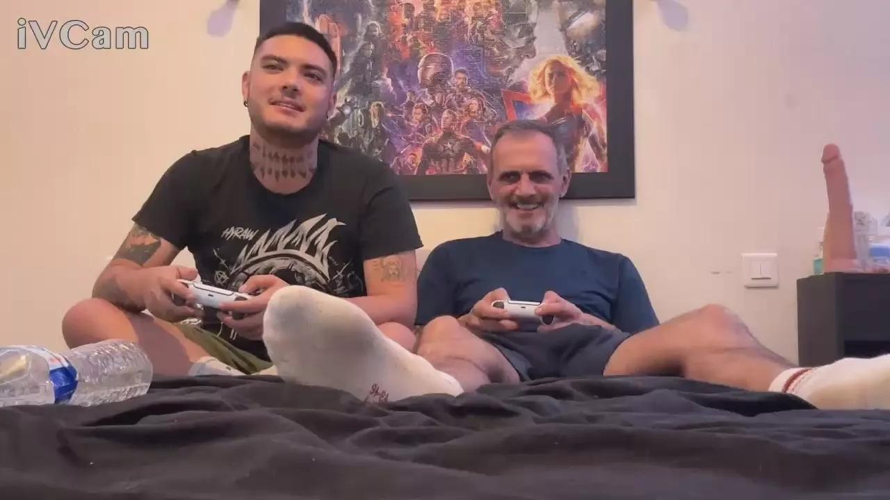 daddybigdick34 on Cam4
