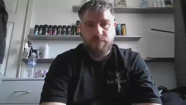 daffyduck_fun on Cam4 