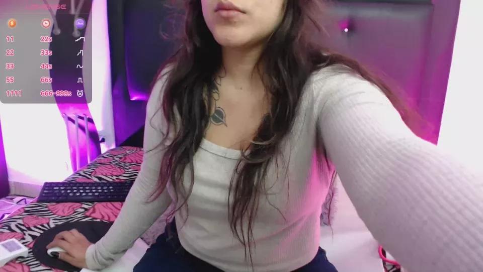 Offline Daisy_Fx on Cam4