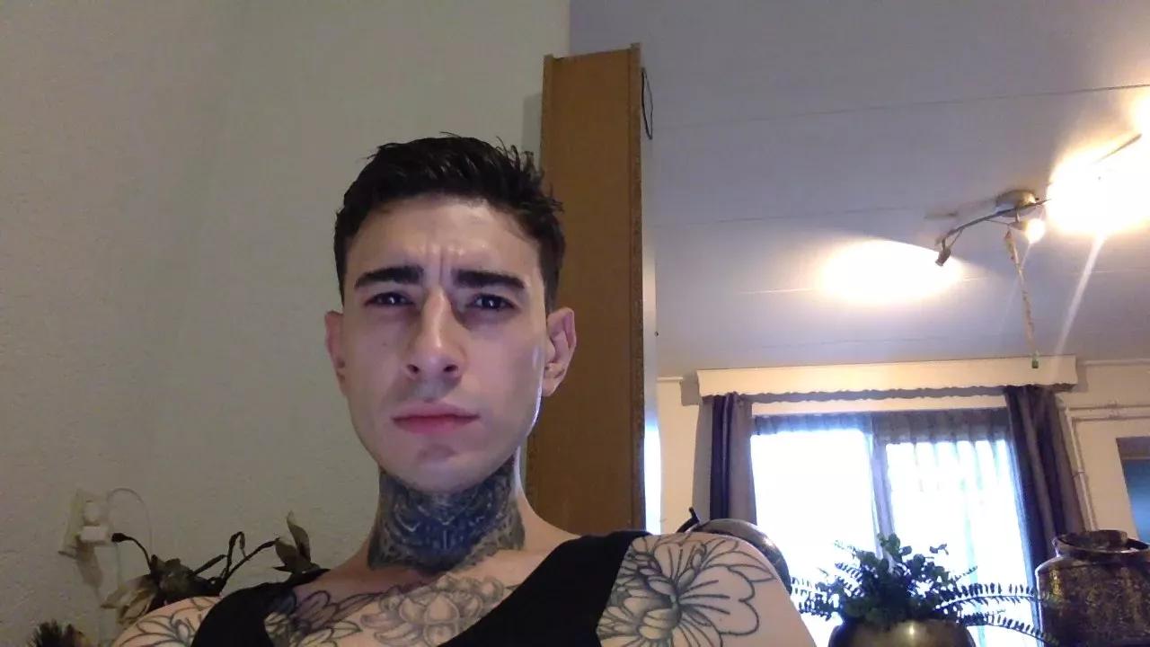 Dakra009 on Cam4