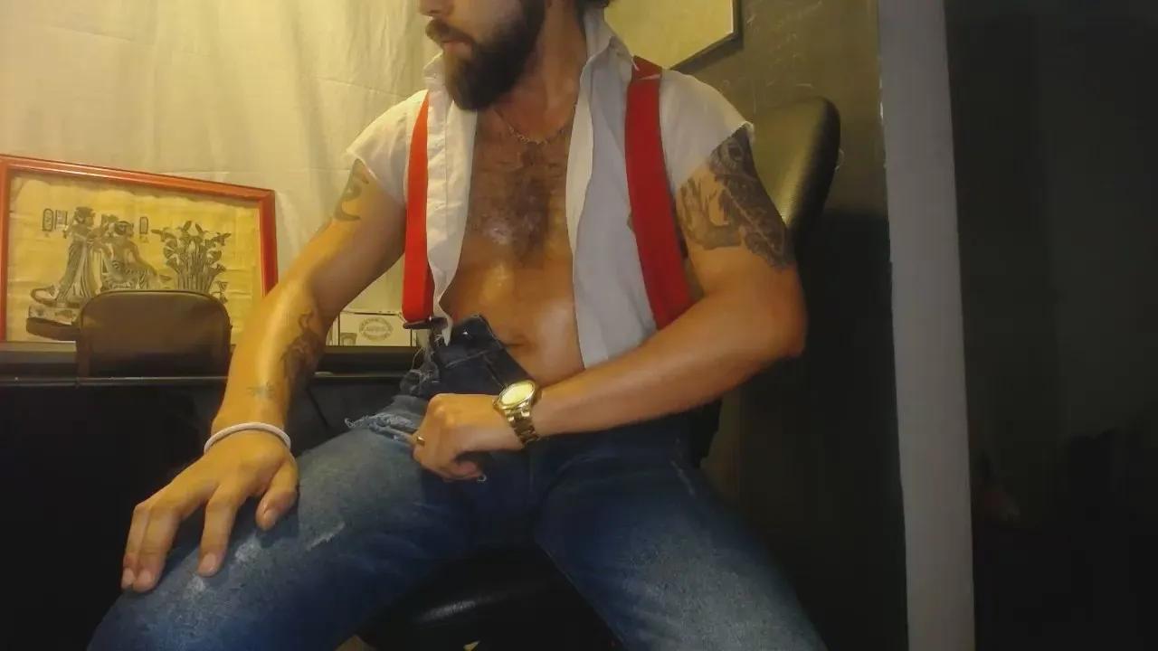 Offline Danburythebeast on Cam4