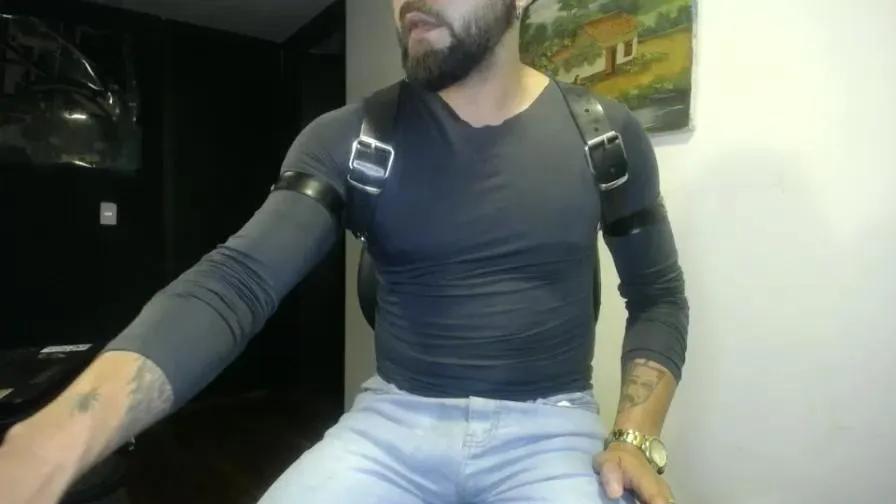 Offline Danburythebeast on Cam4