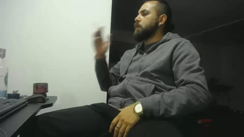 Offline Danburythebeast on Cam4