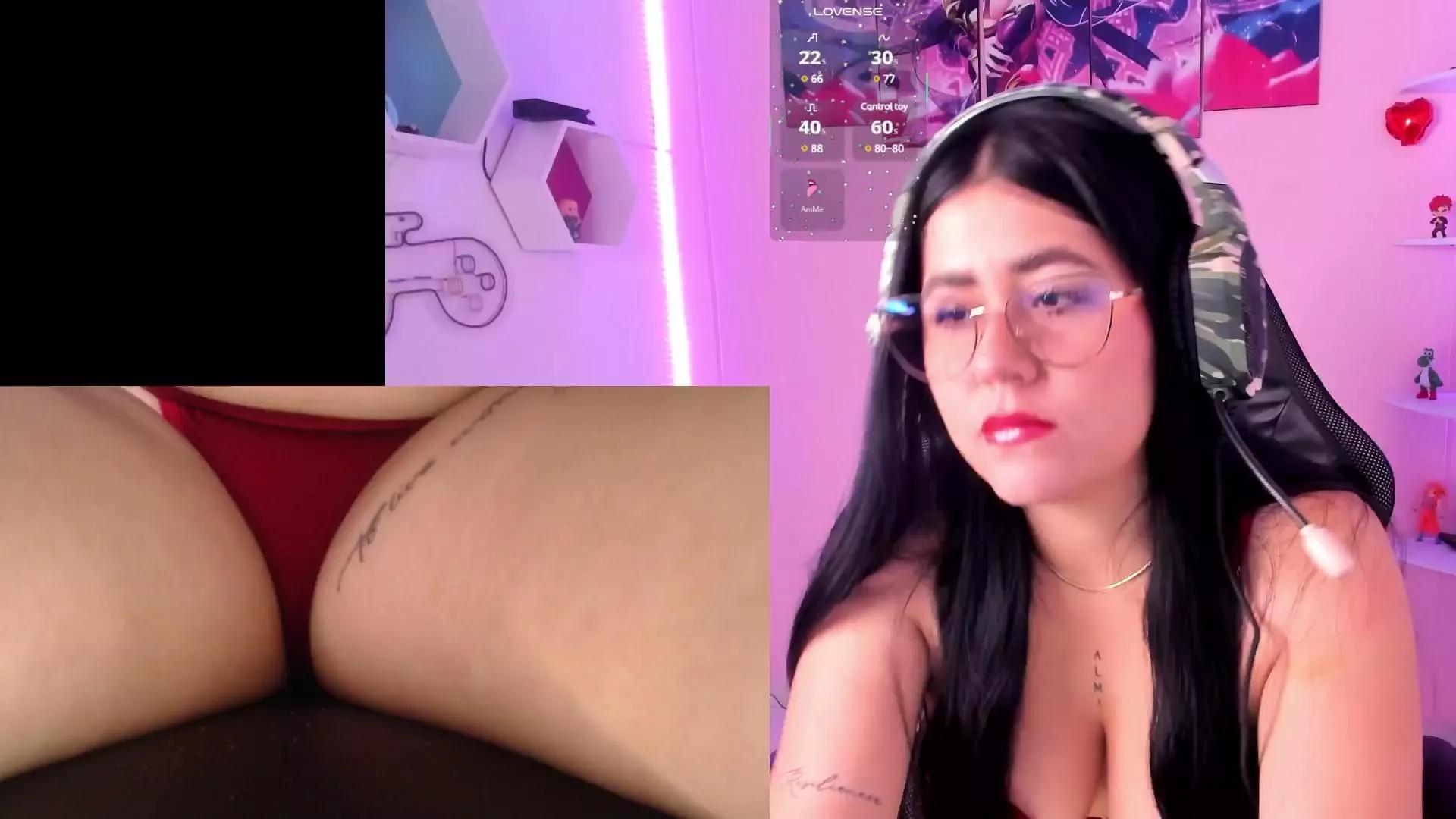 DanielaMendez on Cam4 