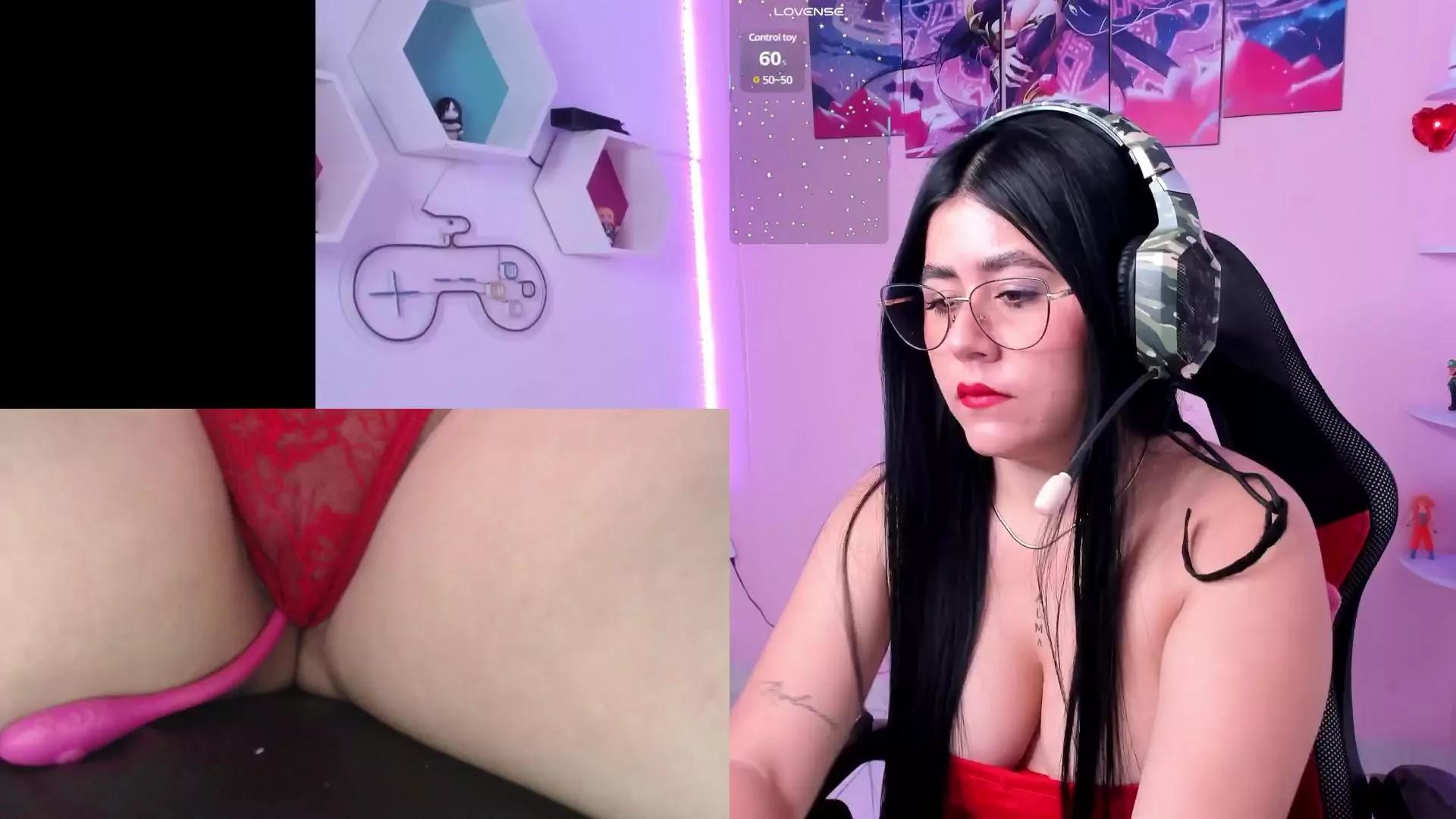 DanielaMendez on Cam4 