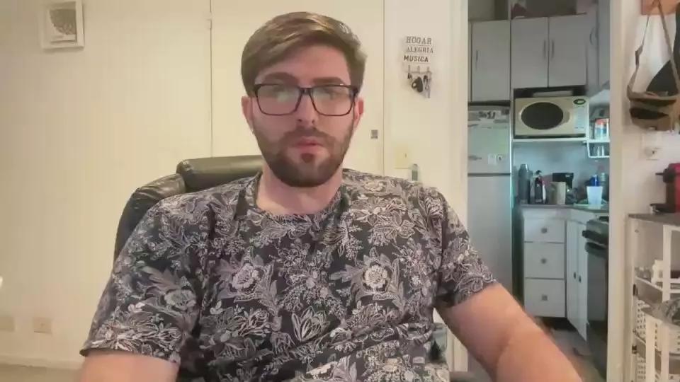 dante_nero94 on Cam4 