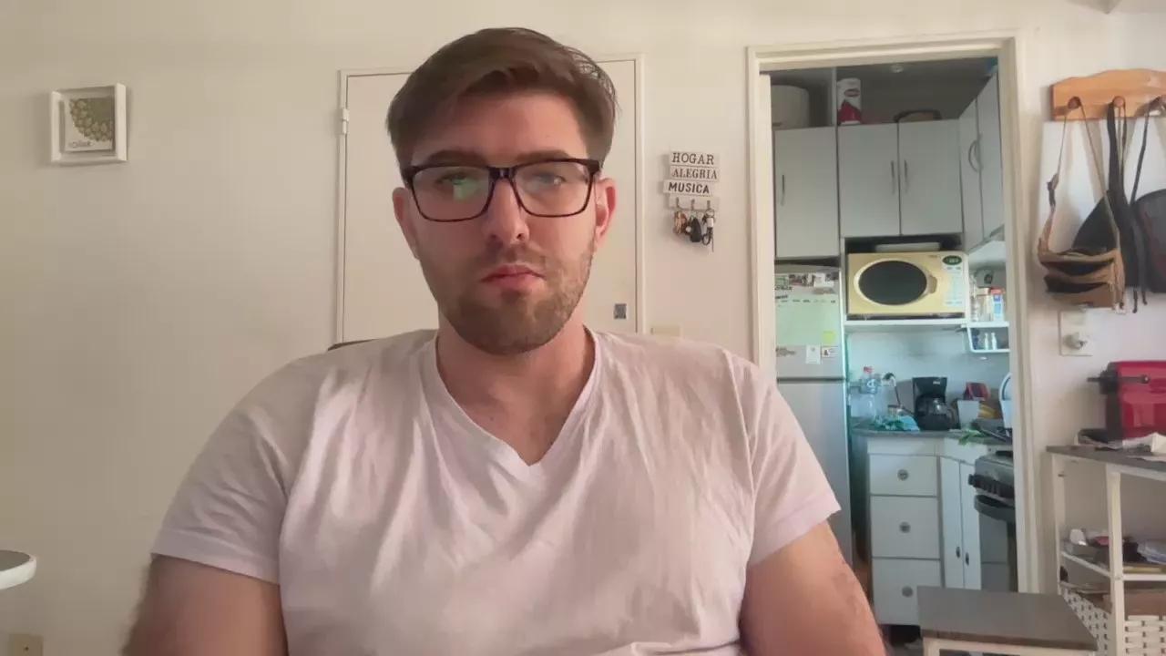 dante_nero94 on Cam4 