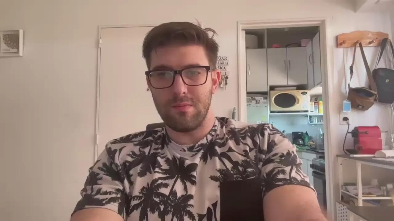dante_nero94 on Cam4 