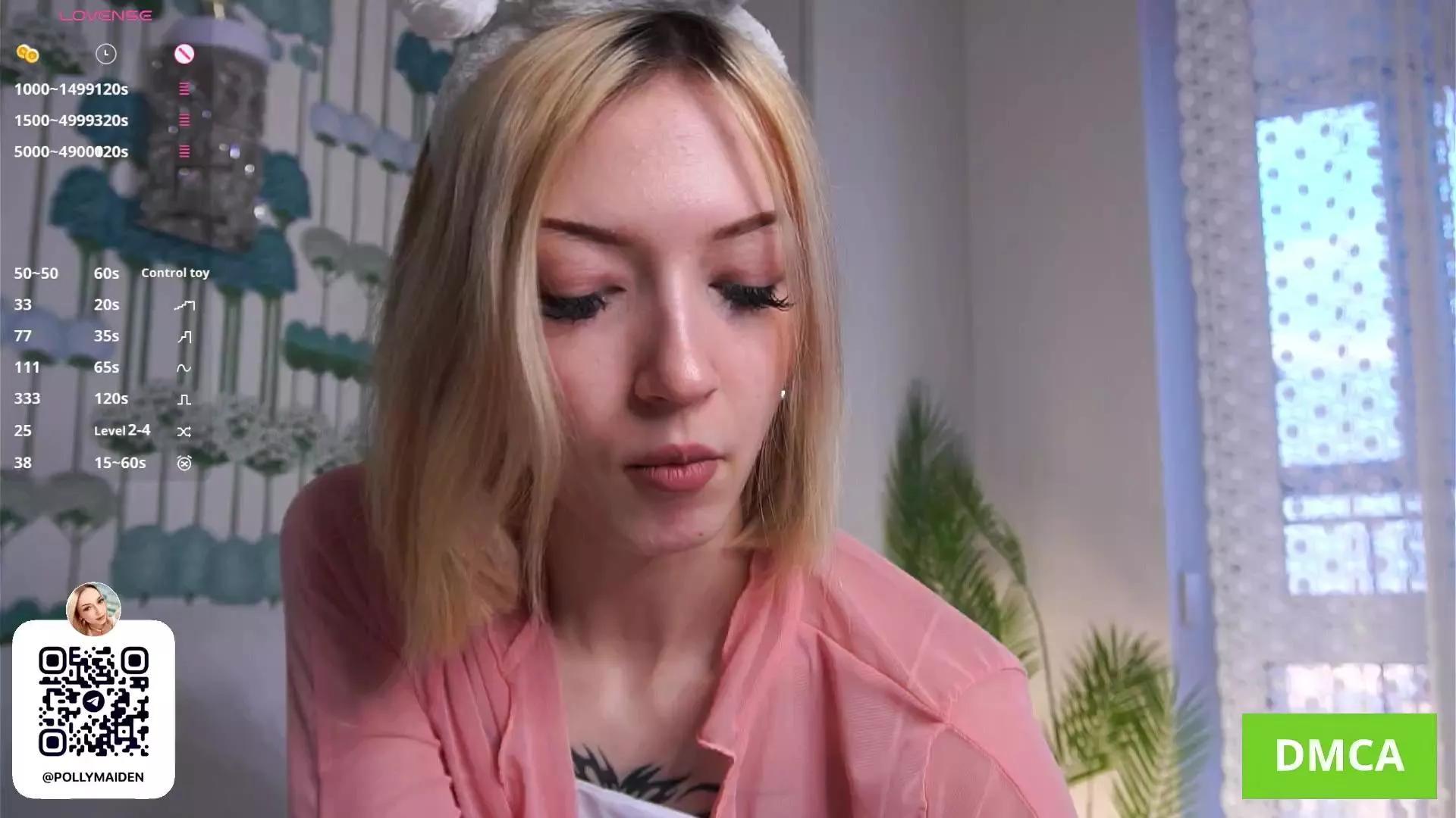 DareleneEcton on Cam4 