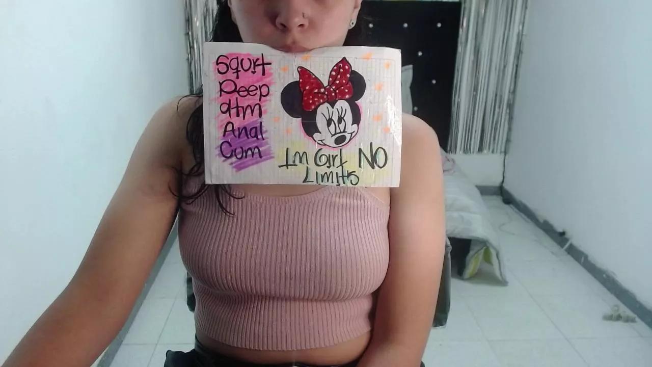 Darkittyhorny on Cam4 
