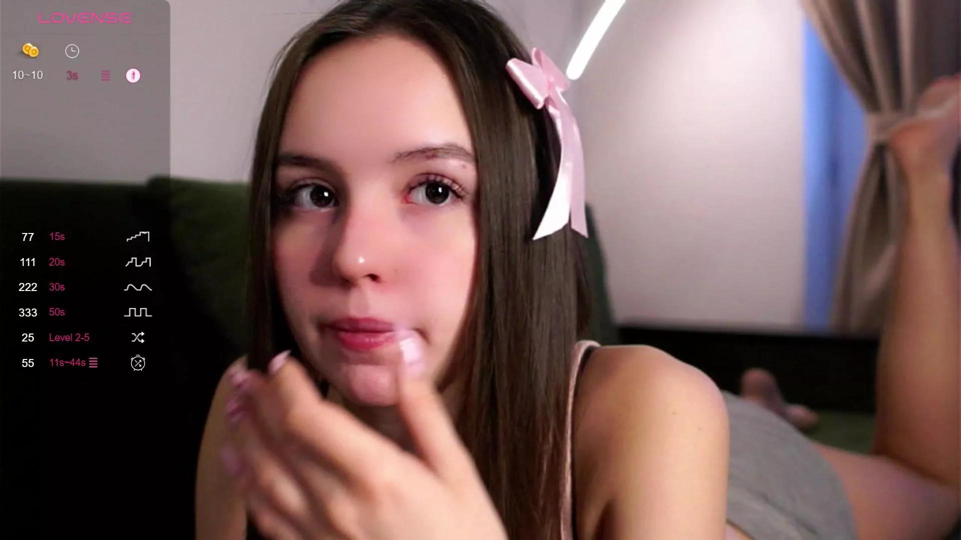 DarlineBurner on Cam4 