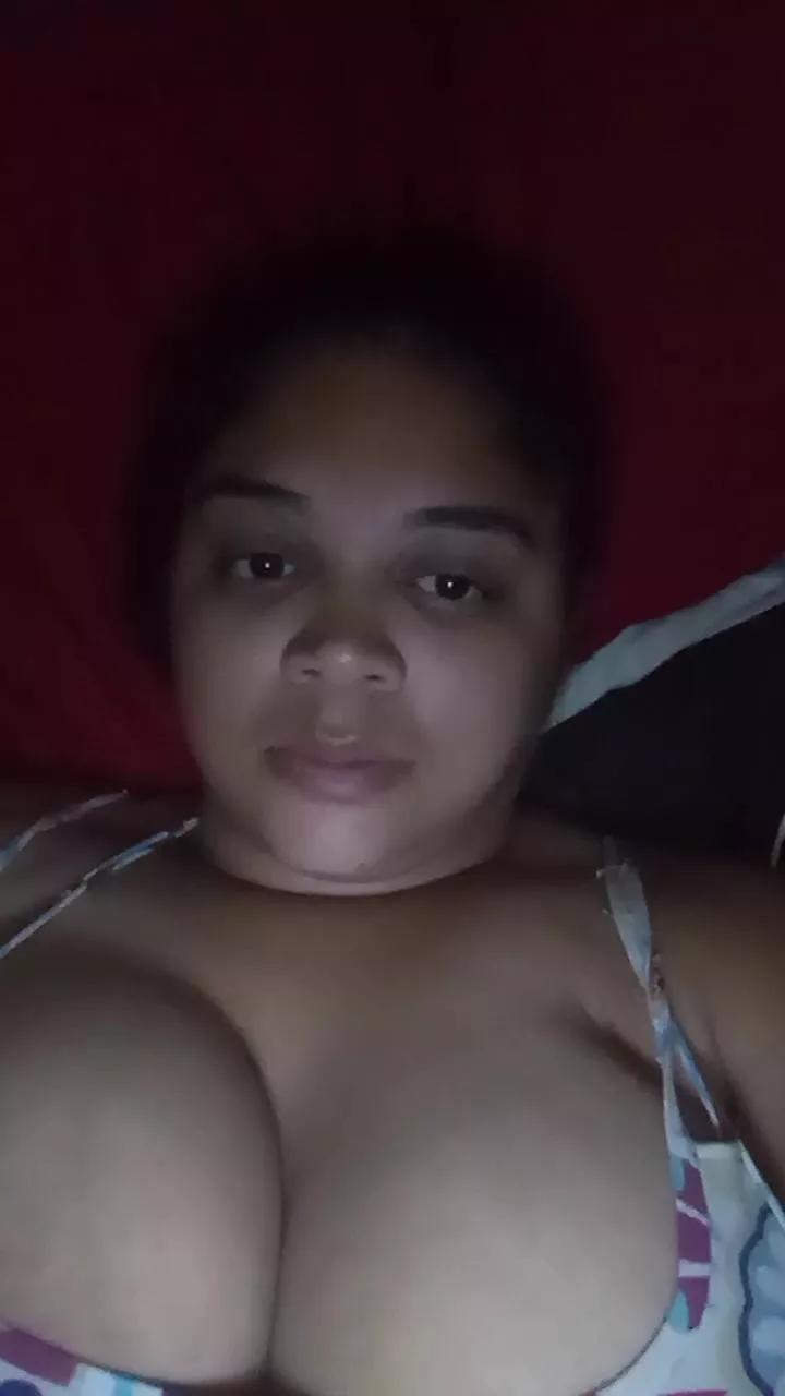 Offline deehr on Cam4