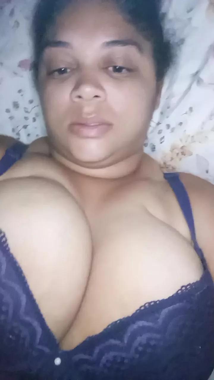 Offline deehr on Cam4