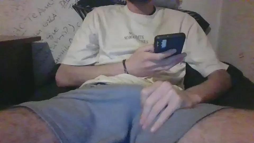 Offline delgado123 on Cam4