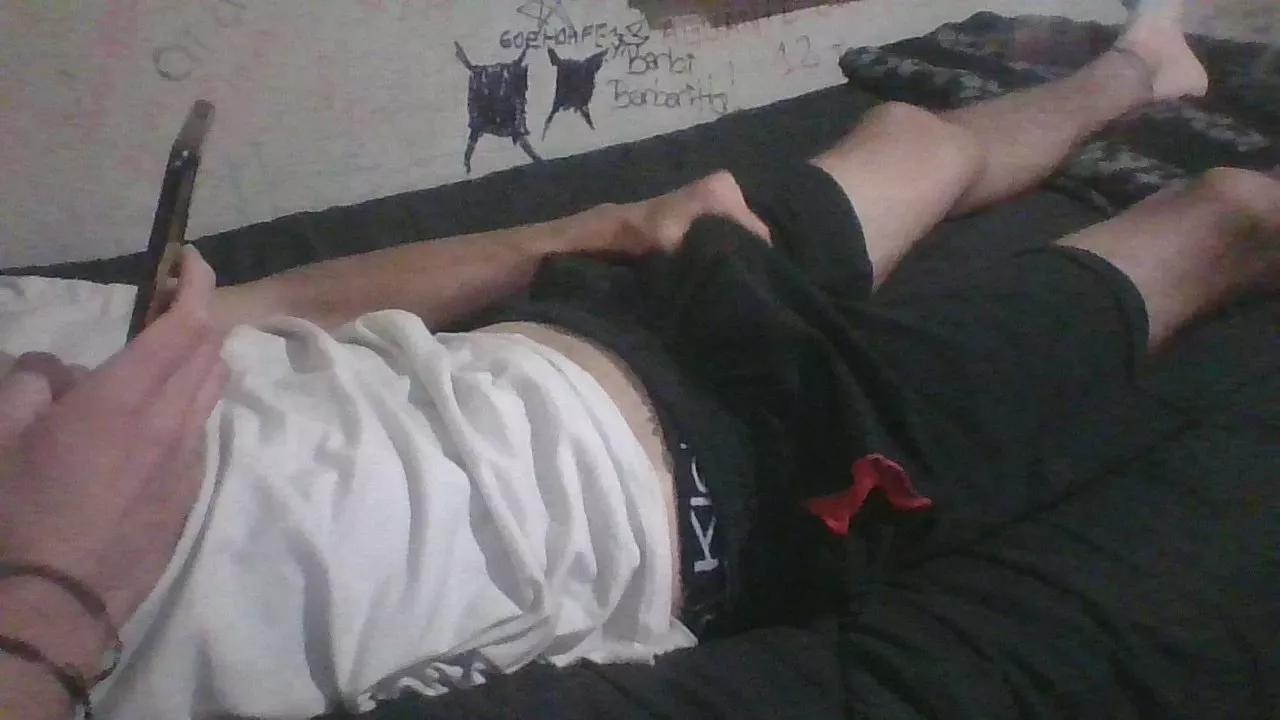 Offline delgado123 on Cam4