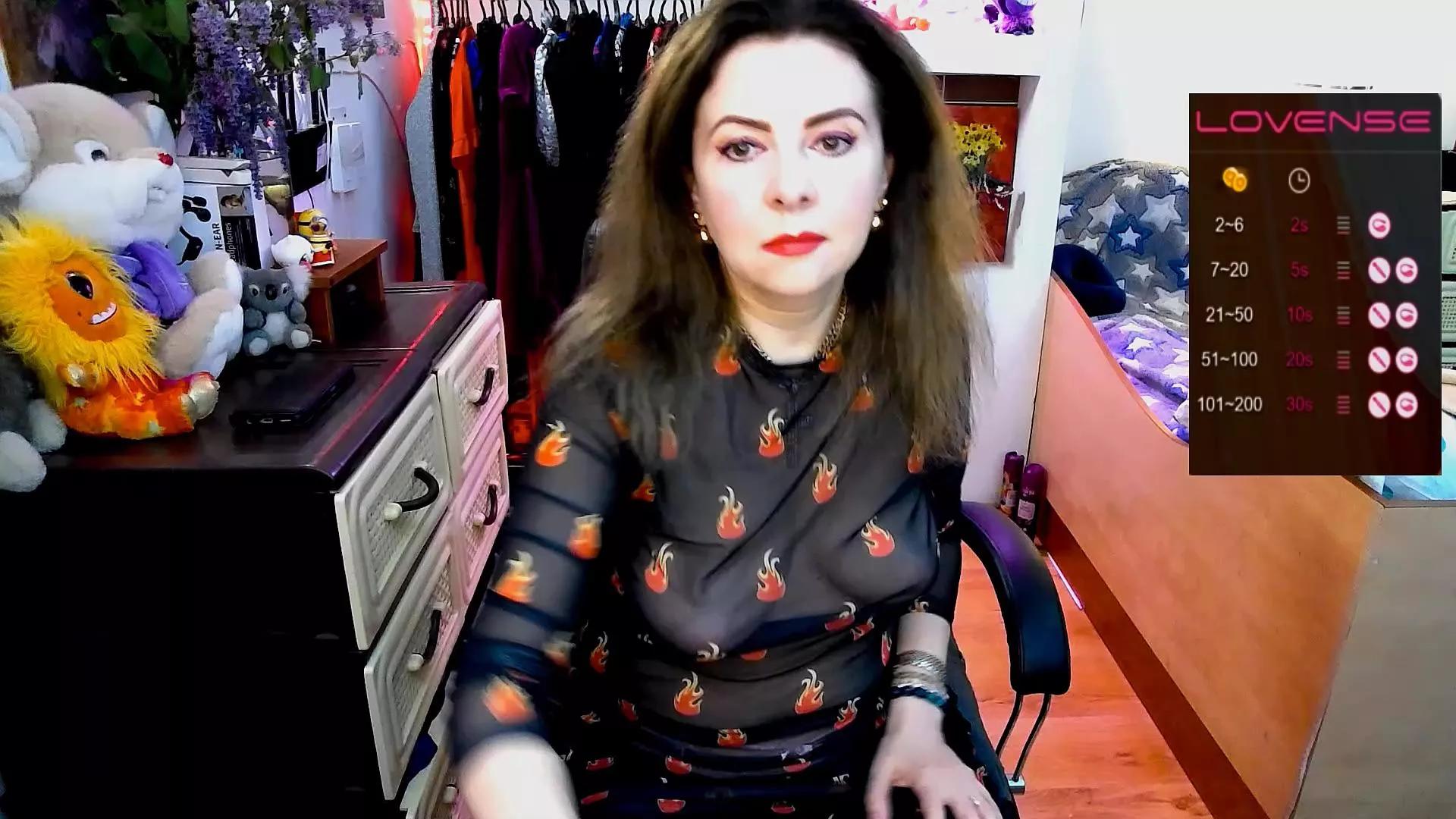 Delicecatmyau on Cam4 