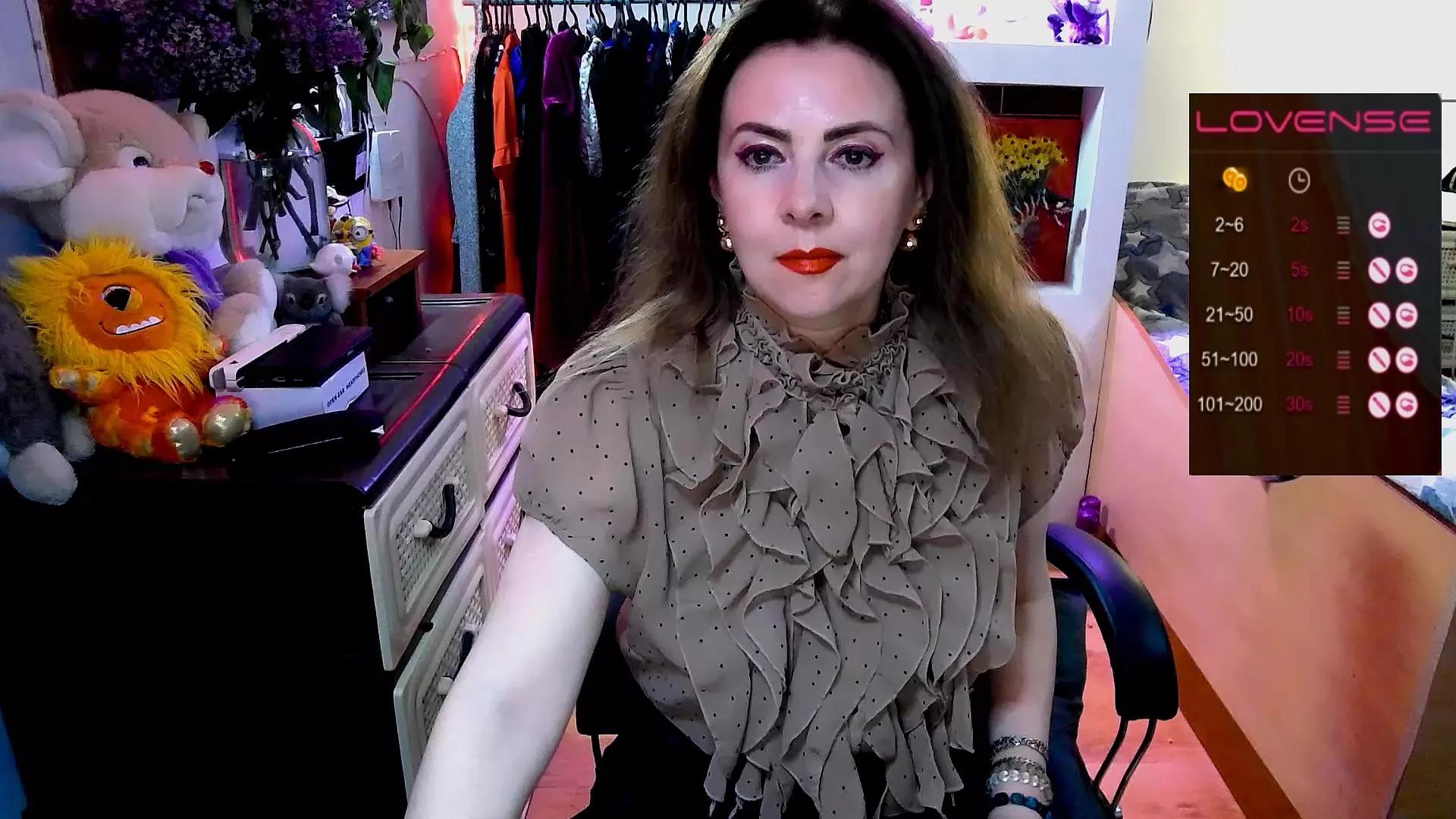 Delicecatmyau on Cam4 