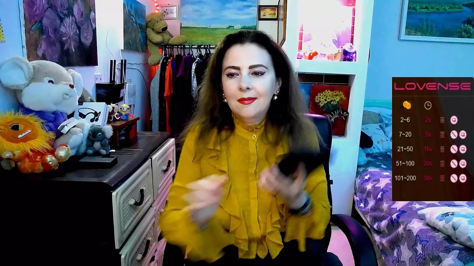 Delicecatmyau on Cam4 