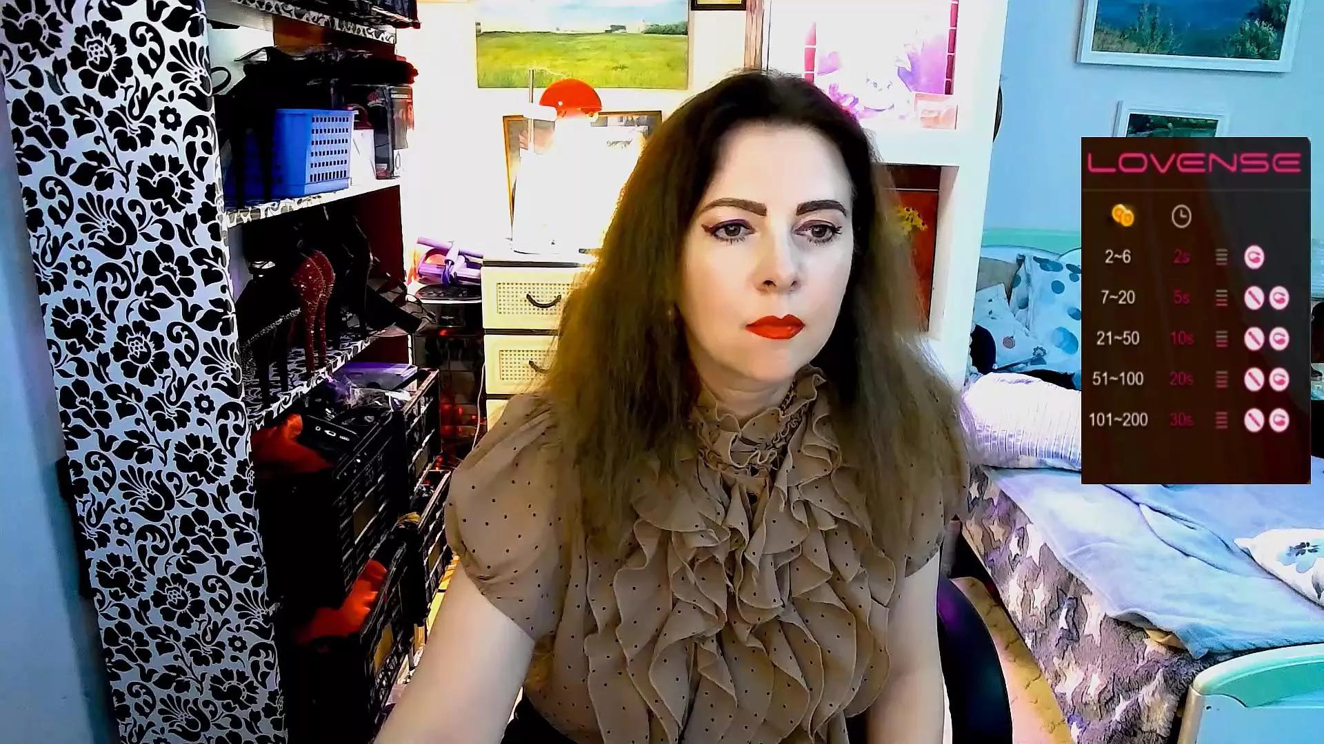 Delicecatmyau on Cam4 