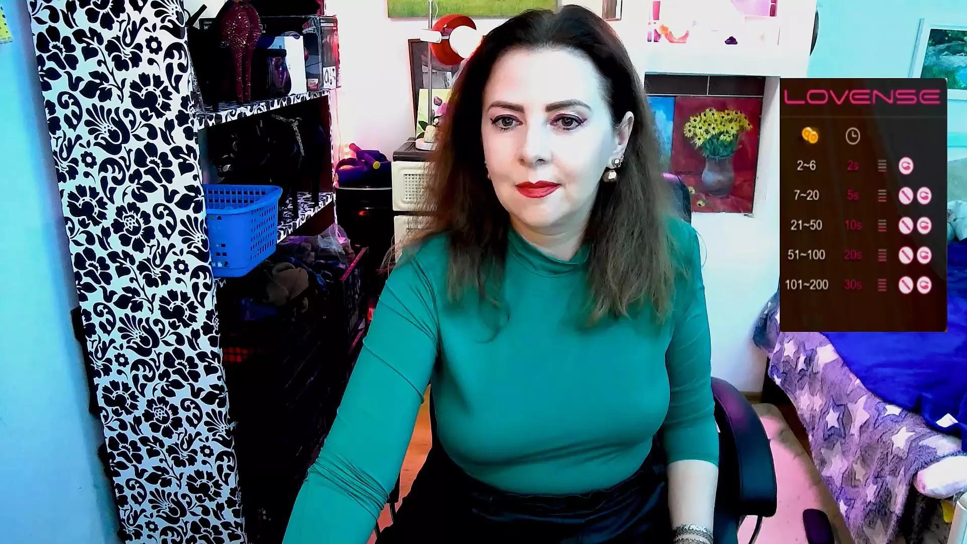 Delicecatmyau on Cam4 
