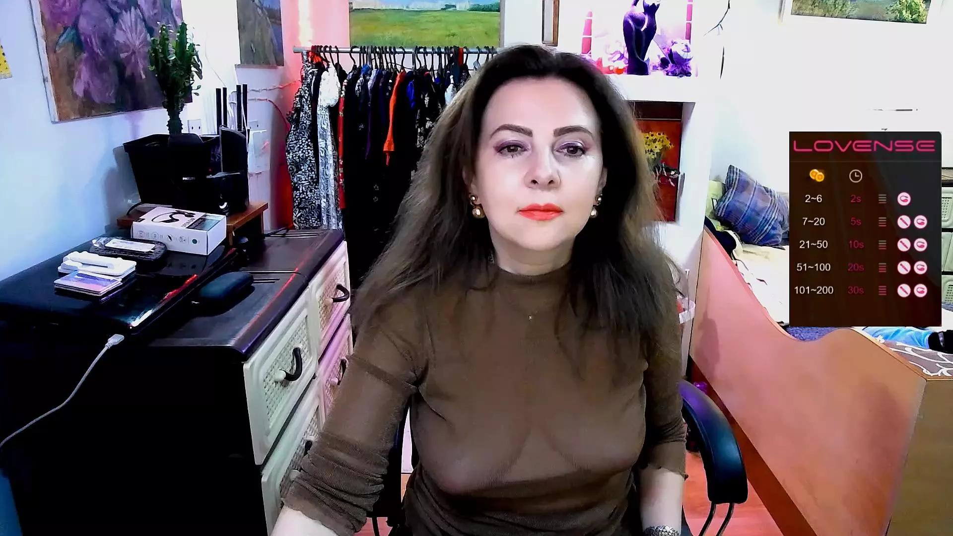 Delicecatmyau on Cam4 