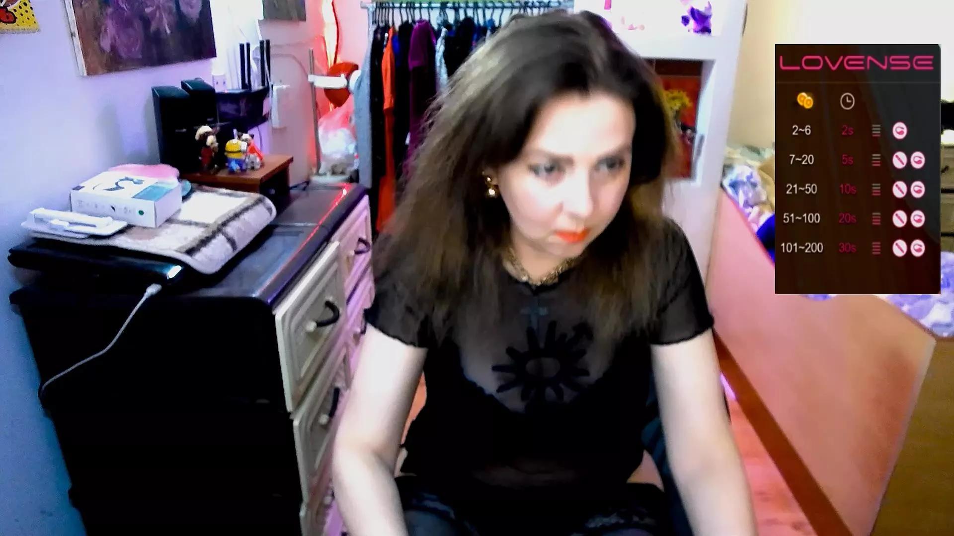 Delicecatmyau on Cam4 