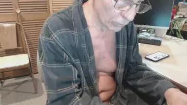 Den_Jet on Cam4 