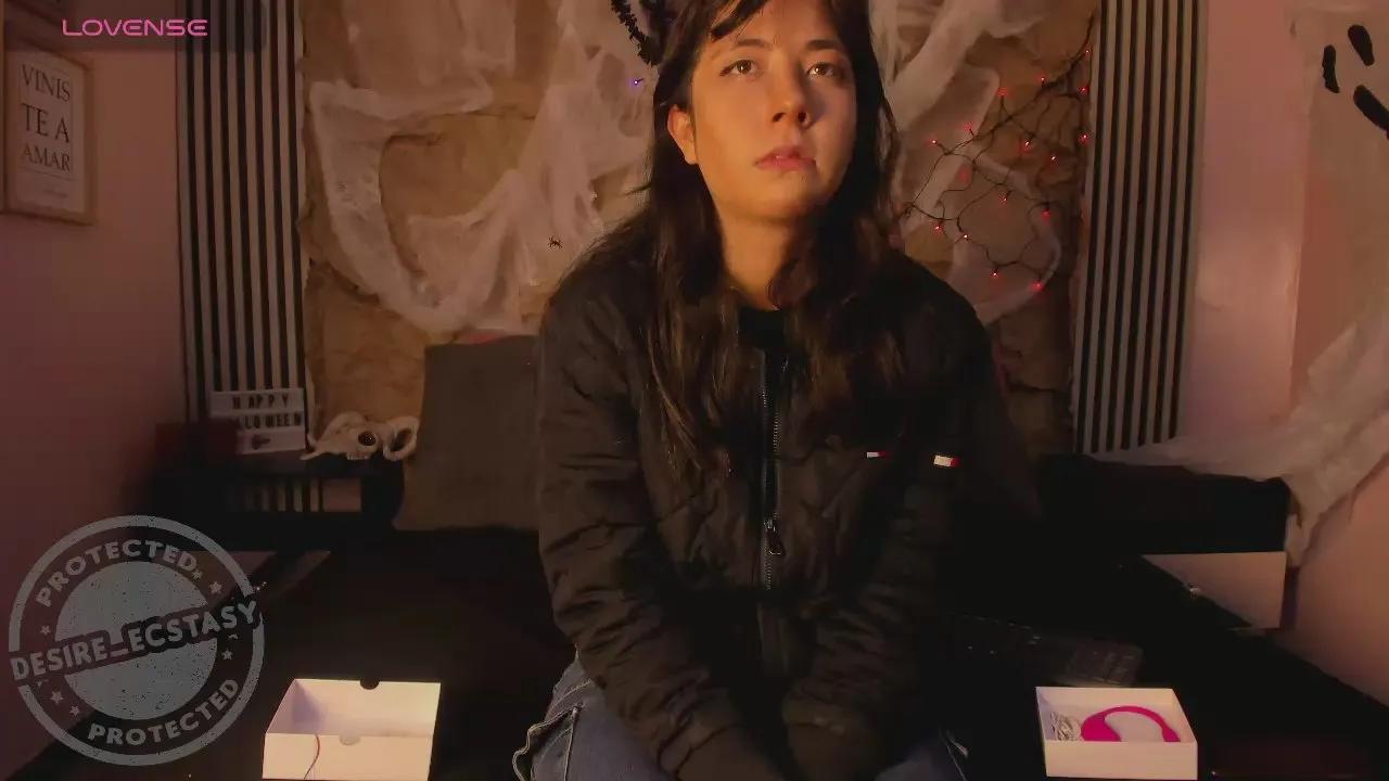 Cam4 Desire_Ecstasy Desire_Ecstasy from Cam4