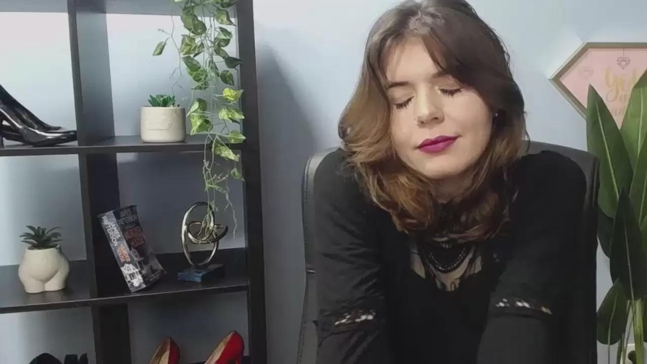 desire_luna on Cam4 