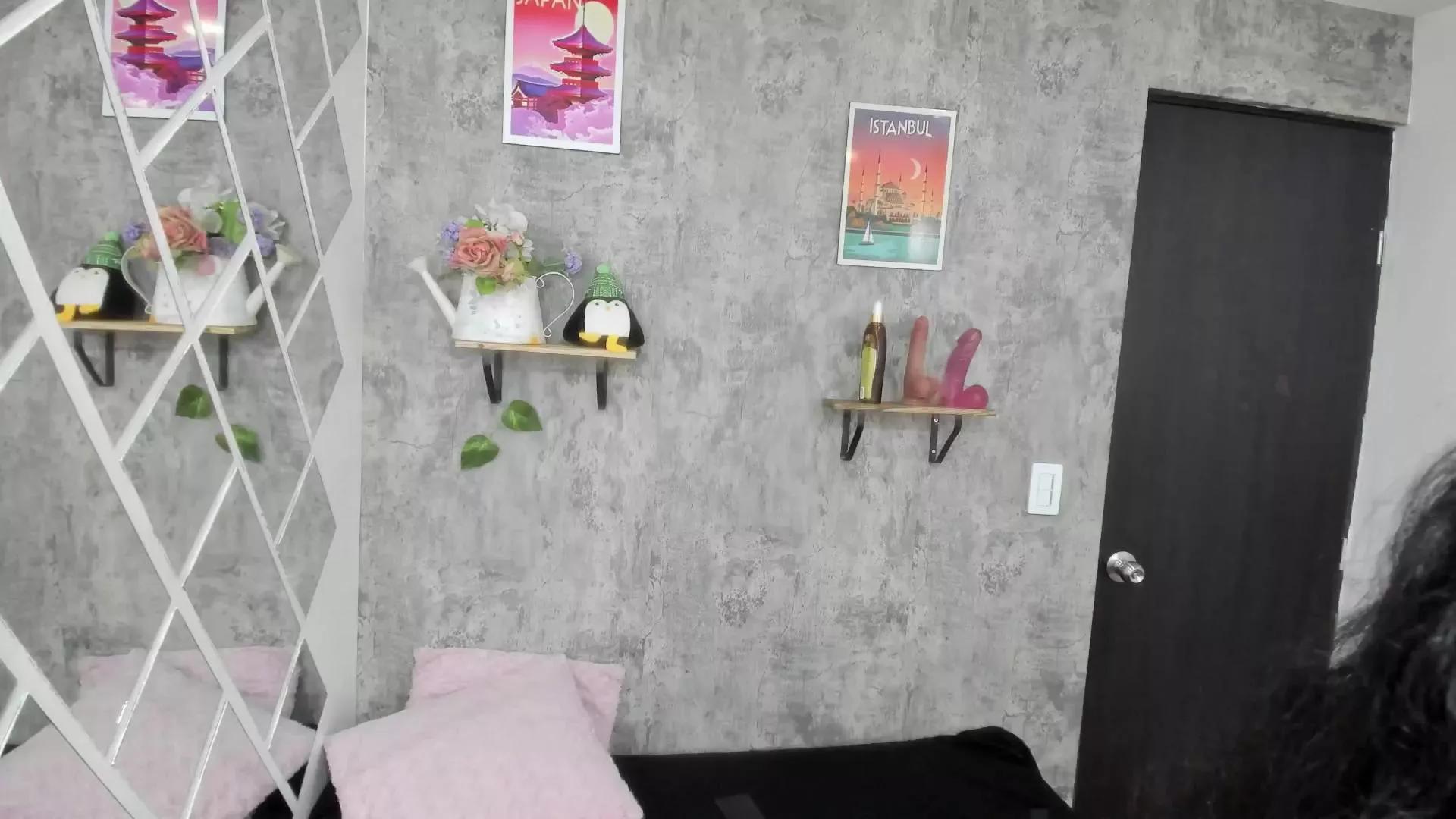 Devil_Alice69 on Cam4 