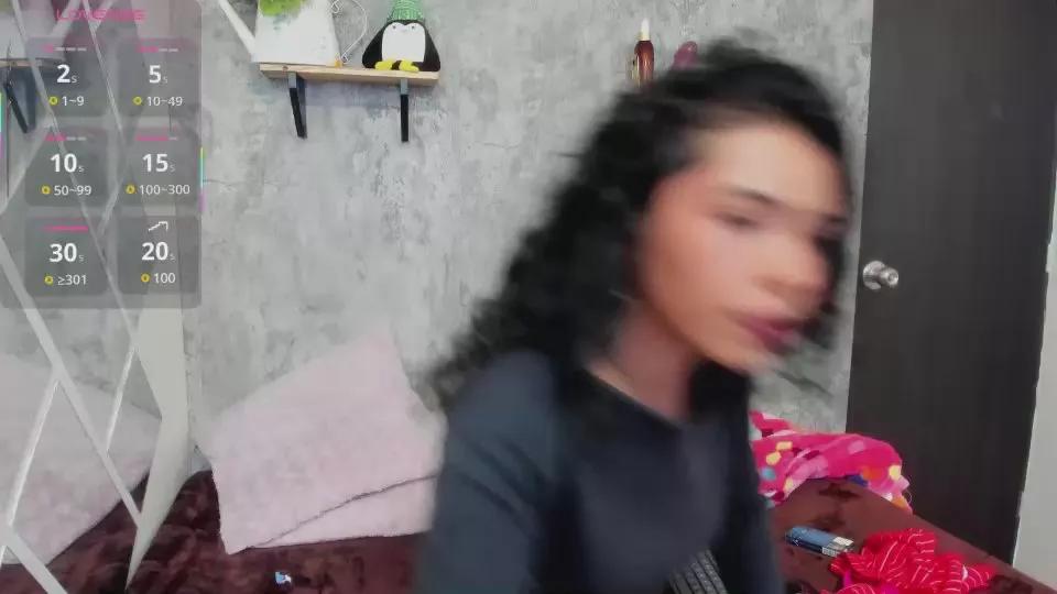 Devil_Alice69 on Cam4 